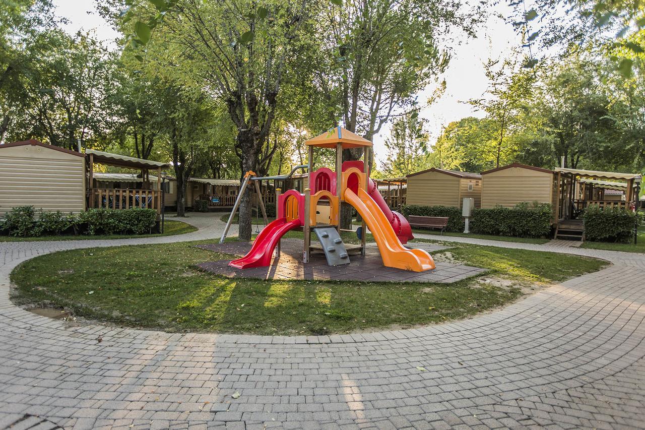 Hotel La Diga Altomincio Valeggio sul Mincio Bagian luar foto